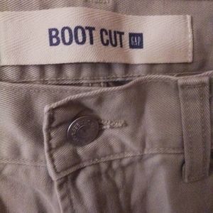 Ladies Gap boot cut jeans. Size 12 long. Beige